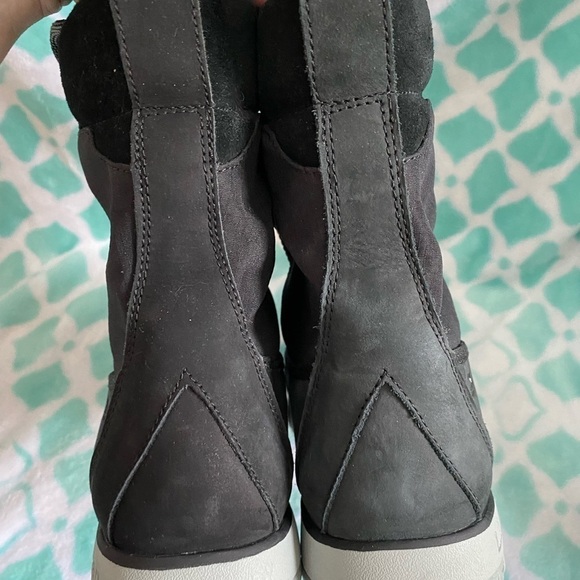 LL bean lightweight waterproof lace up pak boots 8 main image 4